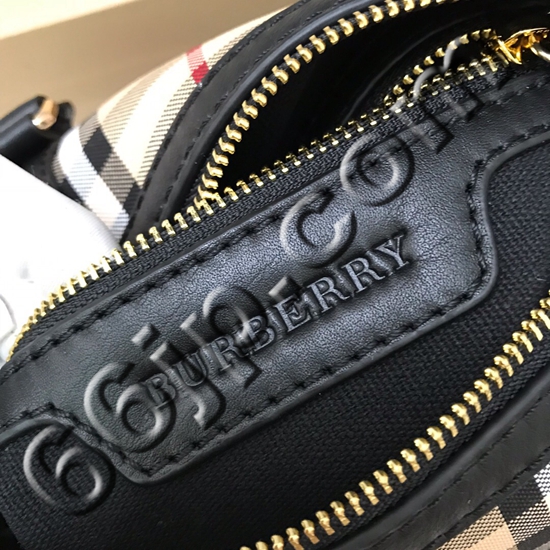 バーバリーバッグ着用イメージ